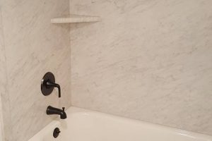 La Ventana Full Bathtub