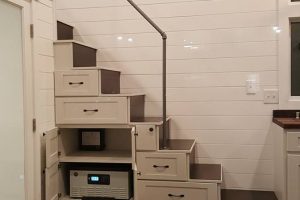 La Ventana with Humless Home Mini Backup Power Storage System